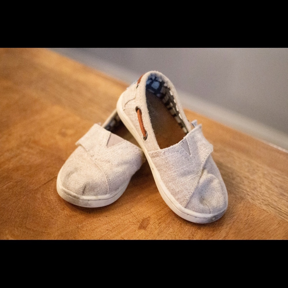 Tons tope tan beige toddler kids shoes